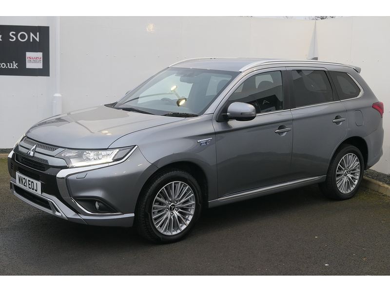 Mitsubishi 2.4h TwinMotor 13.8kWh Dynamic SUV 5dr Petrol Plug-in Hybrid CVT 4WD Euro 6 (s/s) (224 ps)