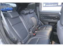 Mitsubishi Outlander h TwinMotor Dynamic 