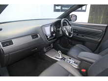 Mitsubishi Outlander h TwinMotor Dynamic 