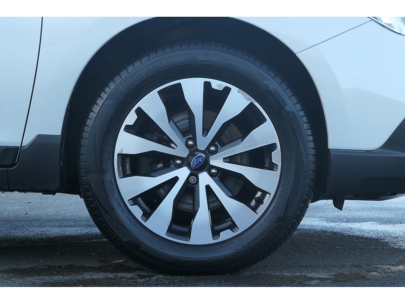 Subaru 2.5i SE Premium Estate 5dr Petrol Lineartronic 4WD Euro 6 (s/s) (175 ps)