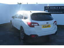 Subaru Outback i SE Premium 