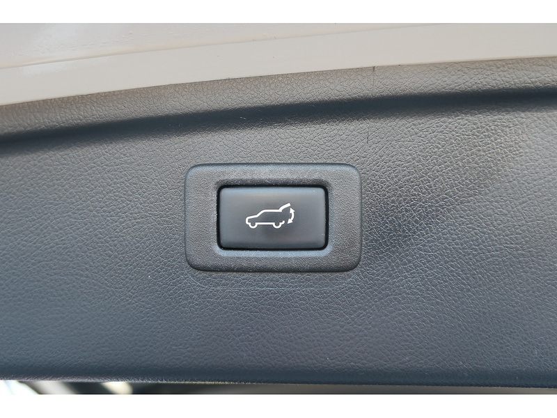 Subaru 2.5i SE Premium Estate 5dr Petrol Lineartronic 4WD Euro 6 (s/s) (175 ps)