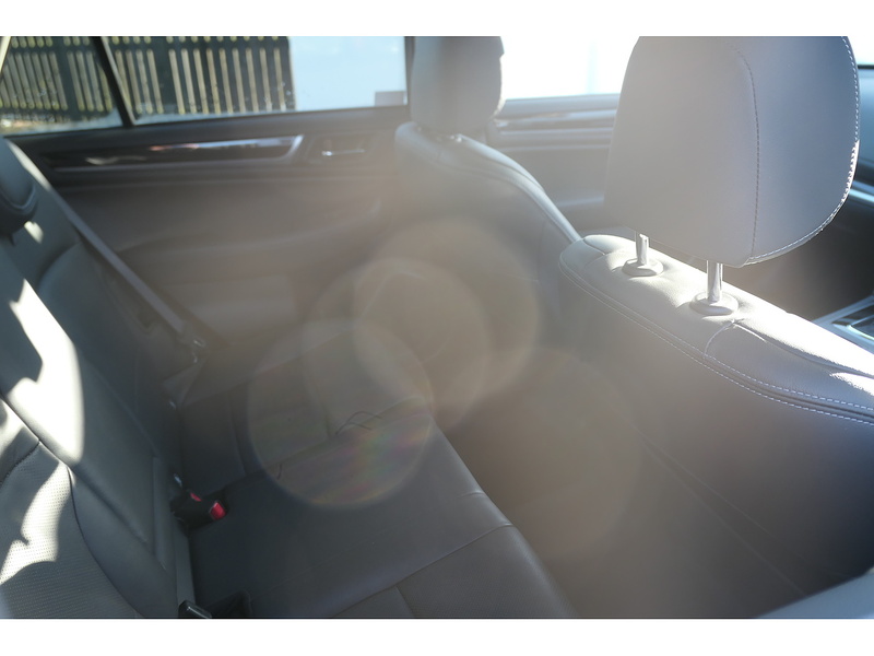 Subaru 2.5i SE Premium Estate 5dr Petrol Lineartronic 4WD Euro 6 (s/s) (175 ps)