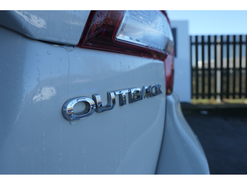 Subaru 2.5i SE Premium Estate 5dr Petrol Lineartronic 4WD Euro 6 (s/s) (175 ps)