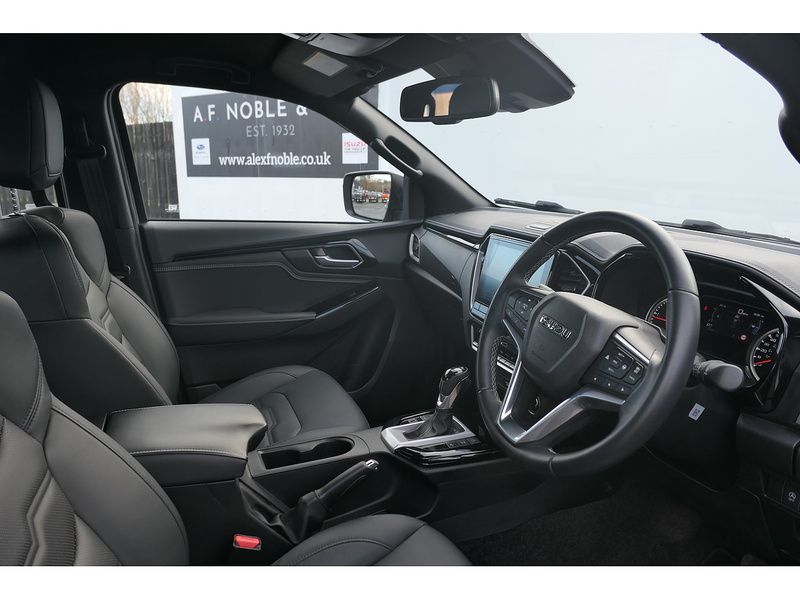 Isuzu 1.9 TD V-Cross Pickup Double Cab 4dr Diesel Auto 4WD Euro 6 (s/s) (164 ps)