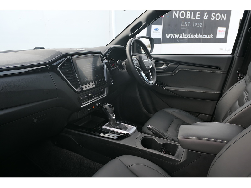 Isuzu 1.9 TD V-Cross Pickup Double Cab 4dr Diesel Auto 4WD Euro 6 (s/s) (164 ps)