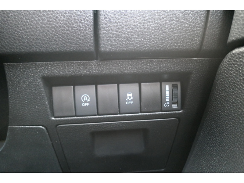 Isuzu 1.9 TD V-Cross Pickup Double Cab 4dr Diesel Auto 4WD Euro 6 (s/s) (164 ps)