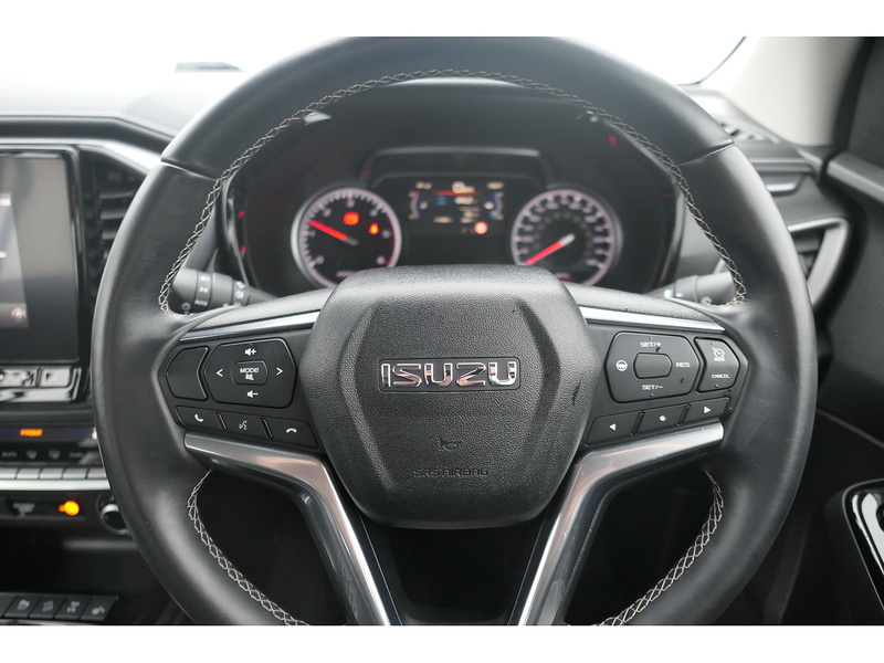 Isuzu 1.9 TD DL40 Pickup Double Cab 4dr Diesel Manual 4WD Euro 6 (s/s) (164 ps)