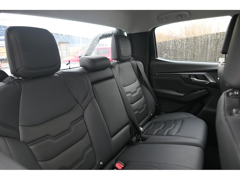 Isuzu 1.9 TD DL40 Pickup Double Cab 4dr Diesel Manual 4WD Euro 6 (s/s) (164 ps)