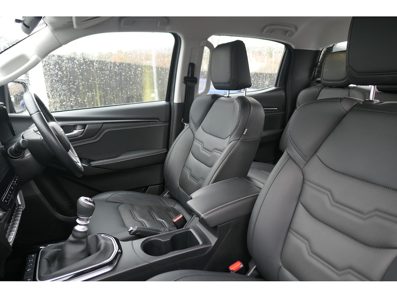 Isuzu 1.9 TD DL40 Pickup Double Cab 4dr Diesel Manual 4WD Euro 6 (s/s) (164 ps)