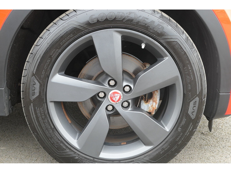 Jaguar 2.0 D180 Chequered Flag SUV 5dr Diesel Auto AWD Euro 6 (s/s) (180 ps)