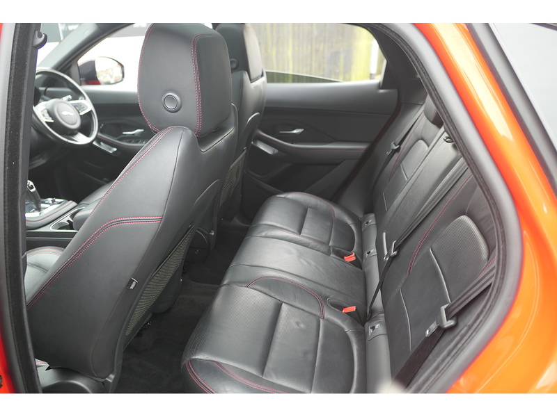 Jaguar 2.0 D180 Chequered Flag SUV 5dr Diesel Auto AWD Euro 6 (s/s) (180 ps)