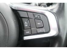 Jaguar E-PACE D180 Chequered Flag 