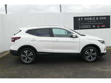 Nissan Qashqai DIG-T N-Connecta 