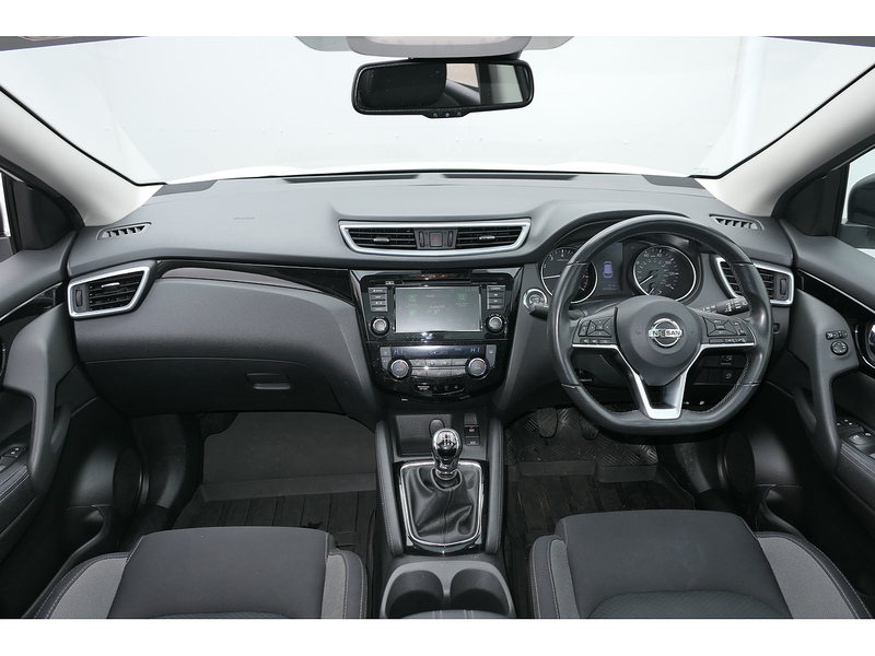 Nissan 1.3 DIG-T N-Connecta SUV 5dr Petrol Manual Euro 6 (s/s) (140 ps)
