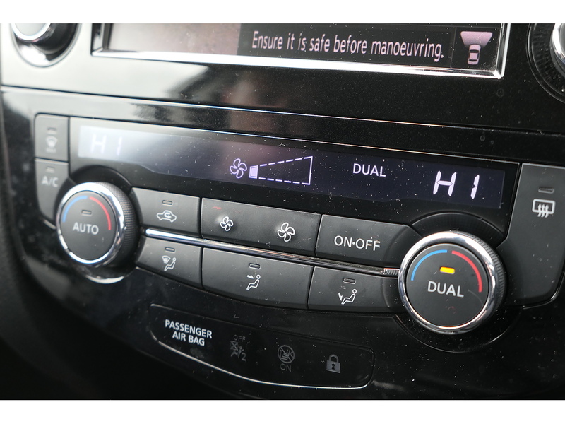 Nissan 1.3 DIG-T N-Connecta SUV 5dr Petrol Manual Euro 6 (s/s) (140 ps)