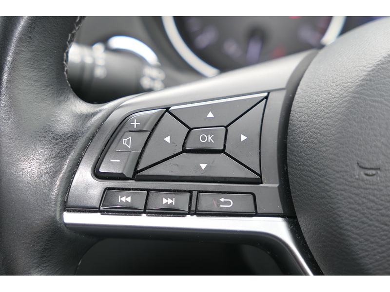 Nissan 1.3 DIG-T N-Connecta SUV 5dr Petrol Manual Euro 6 (s/s) (140 ps)