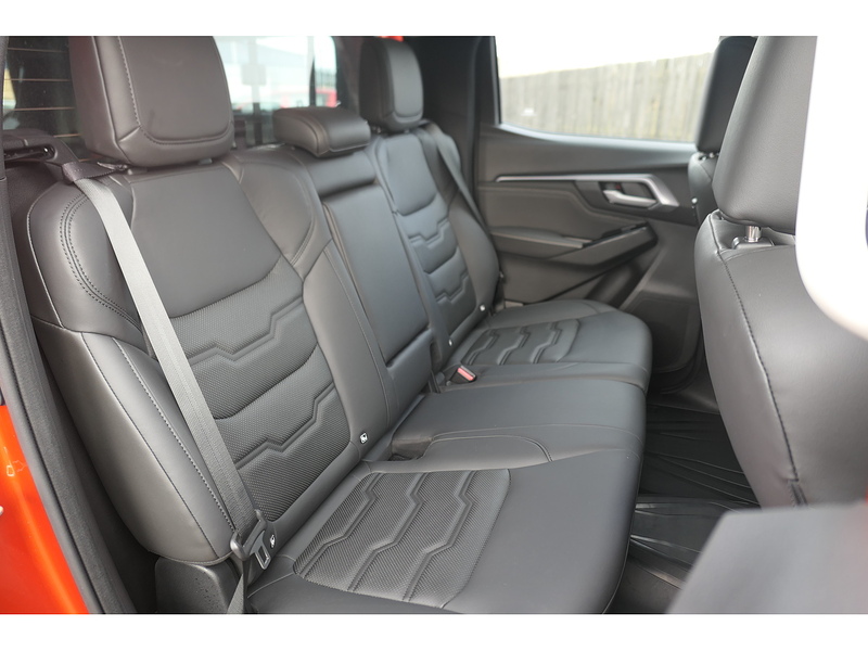 Isuzu 1.9 TD DL40 Pickup Double Cab 4dr Diesel Auto 4WD Euro 6 (s/s) (164 ps)