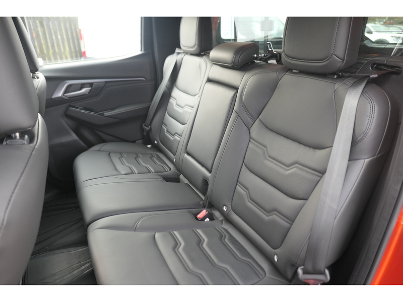 Isuzu 1.9 TD DL40 Pickup Double Cab 4dr Diesel Auto 4WD Euro 6 (s/s) (164 ps)
