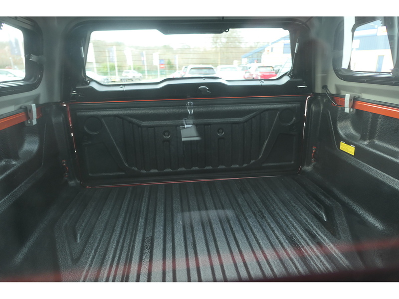 Isuzu 1.9 TD DL40 Pickup Double Cab 4dr Diesel Auto 4WD Euro 6 (s/s) (164 ps)