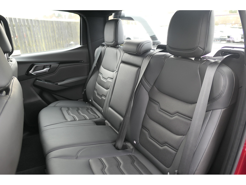 Isuzu 1.9 TD V-Cross Pickup Double Cab 4dr Diesel Manual 4WD Euro 6 (s/s) (164 ps)