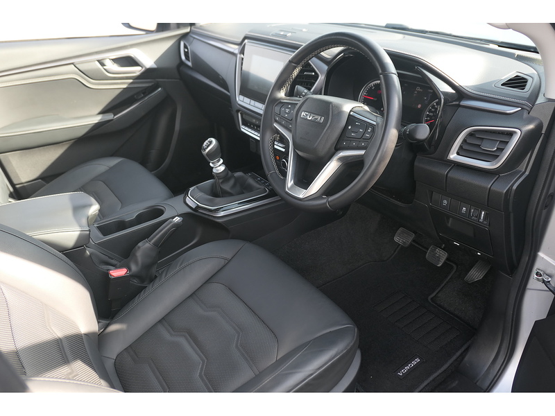 Isuzu 1.9 TD DL40 Pickup Double Cab 4dr Diesel Manual 4WD Euro 6 (s/s) (164 ps)