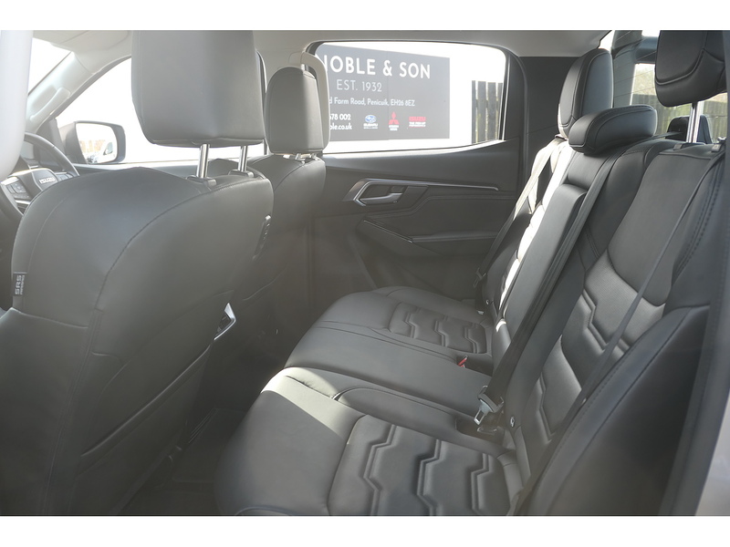 Isuzu 1.9 TD DL40 Pickup Double Cab 4dr Diesel Manual 4WD Euro 6 (s/s) (164 ps)