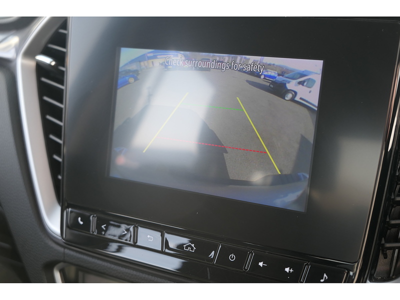 Isuzu 1.9 TD DL40 Pickup Double Cab 4dr Diesel Manual 4WD Euro 6 (s/s) (164 ps)