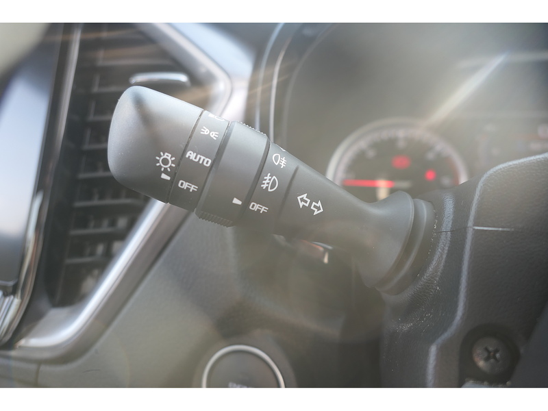 Isuzu 1.9 TD DL40 Pickup Double Cab 4dr Diesel Manual 4WD Euro 6 (s/s) (164 ps)