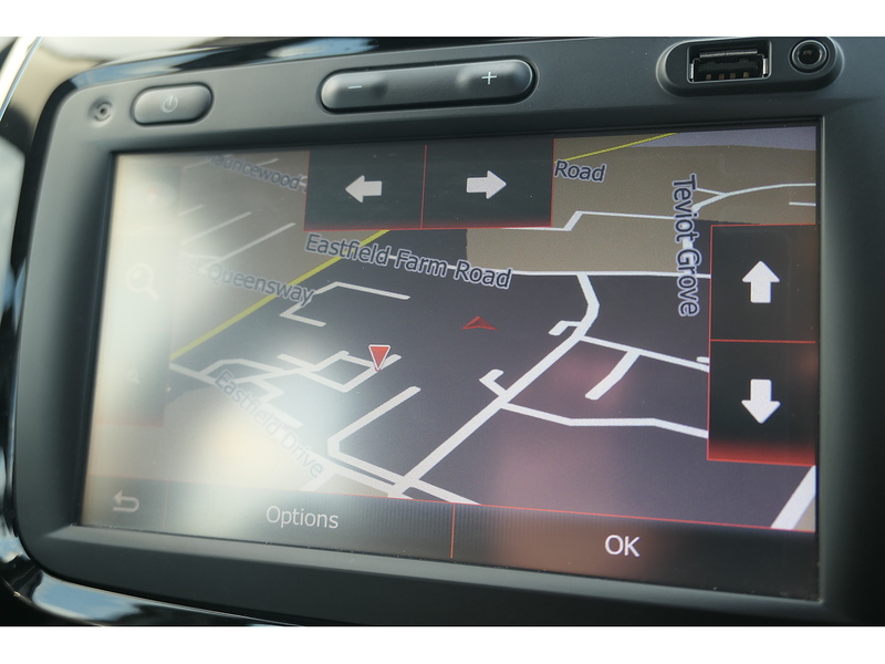 Renault 1.5 dCi ENERGY Dynamique Nav SUV 5dr Diesel Auto Euro 6 (s/s) (90 ps)