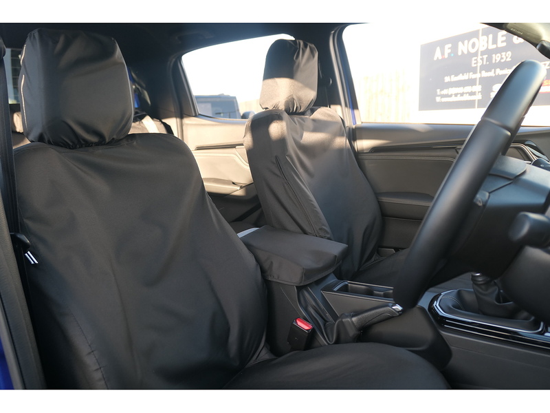 Isuzu 1.9 TD V-Cross Pickup Double Cab 4dr Diesel Manual 4WD Euro 6 (s/s) (164 ps)