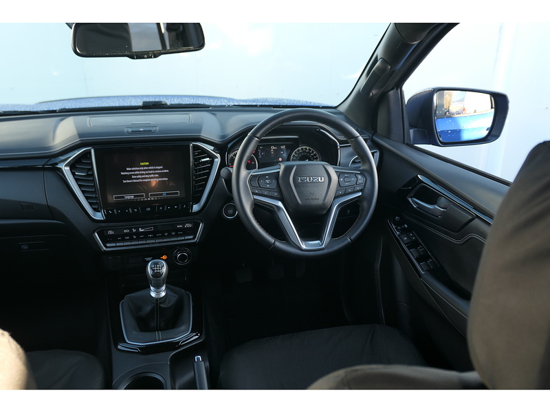 Isuzu 1.9 TD V-Cross Pickup Double Cab 4dr Diesel Manual 4WD Euro 6 (s/s) (164 ps)