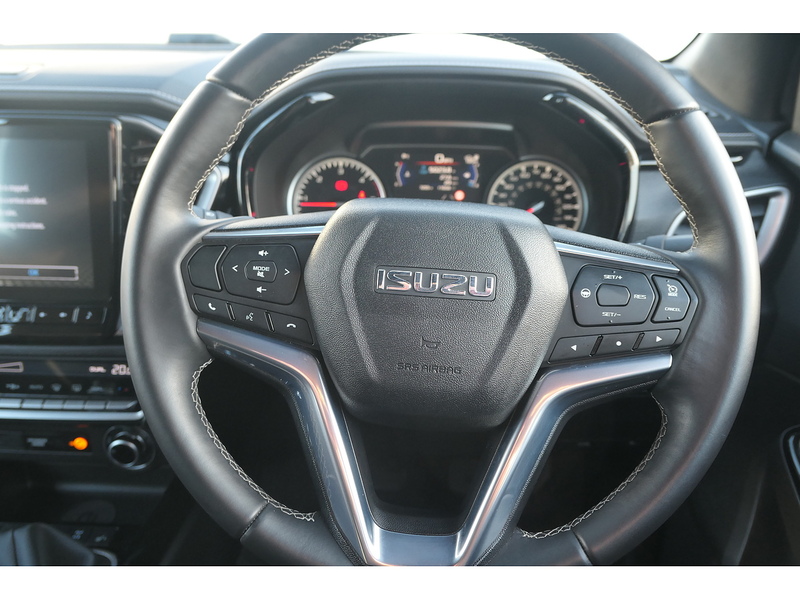 Isuzu 1.9 TD V-Cross Pickup Double Cab 4dr Diesel Manual 4WD Euro 6 (s/s) (164 ps)