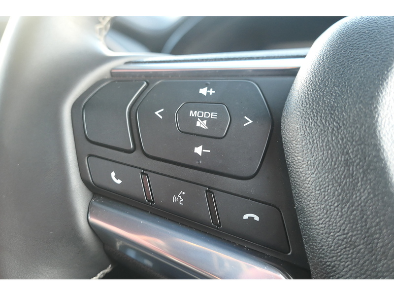 Isuzu 1.9 TD V-Cross Pickup Double Cab 4dr Diesel Manual 4WD Euro 6 (s/s) (164 ps)