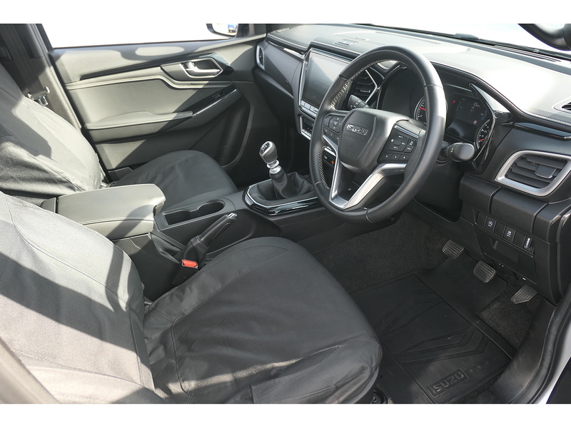 Isuzu 1.9 TD V-Cross Pickup Double Cab 4dr Diesel Manual 4WD Euro 6 (s/s) (164 ps)