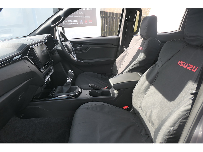 Isuzu 1.9 TD V-Cross Pickup Double Cab 4dr Diesel Manual 4WD Euro 6 (s/s) (164 ps)