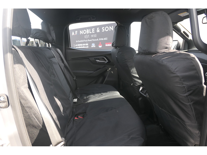 Isuzu 1.9 TD V-Cross Pickup Double Cab 4dr Diesel Manual 4WD Euro 6 (s/s) (164 ps)