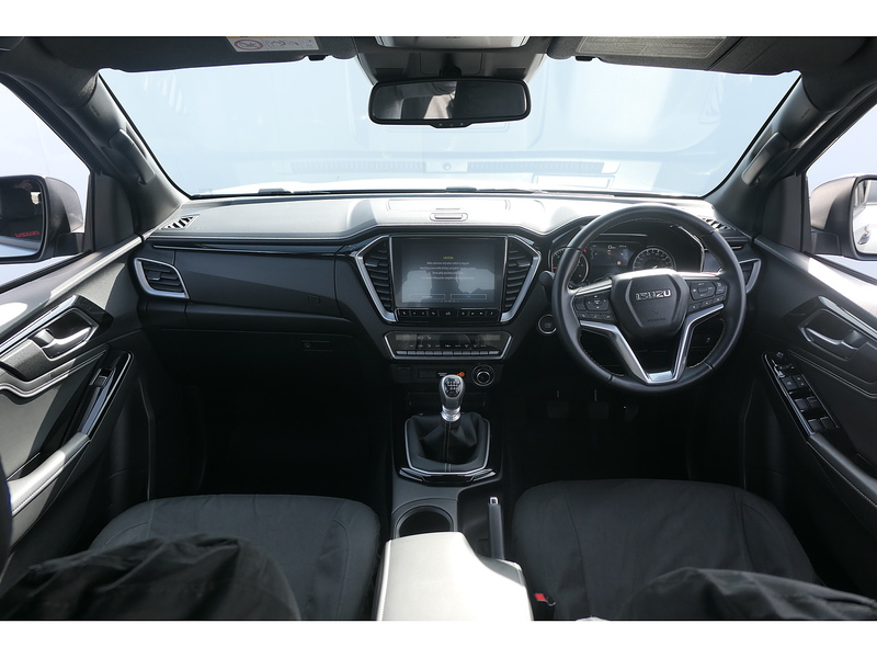 Isuzu 1.9 TD V-Cross Pickup Double Cab 4dr Diesel Manual 4WD Euro 6 (s/s) (164 ps)