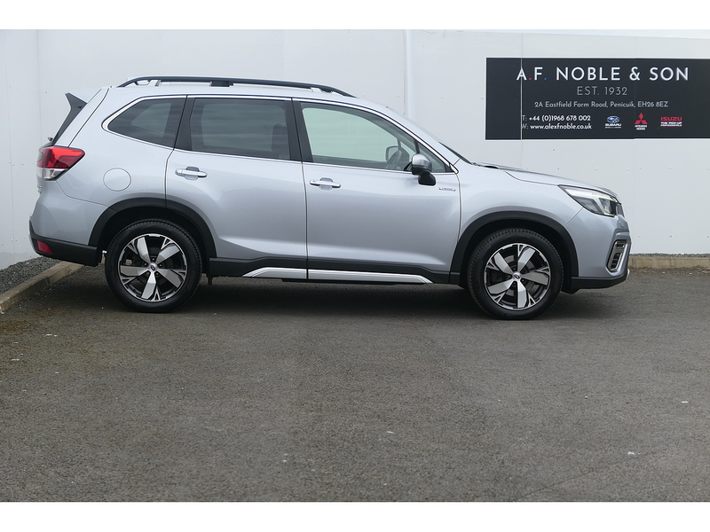 Subaru 2.0 i e-Boxer XE Premium SUV 5dr Petrol Hybrid Lineartronic 4WD Euro 6 (s/s) (150 ps)