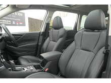 Subaru Forester i e-Boxer XE Premium 