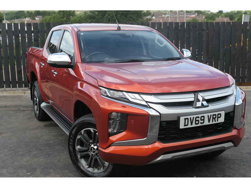 Mitsubishi 2.2 DI-D DC Barbarian X Pickup 4dr Diesel Auto 4WD Euro 6 (s/s) (150 ps)