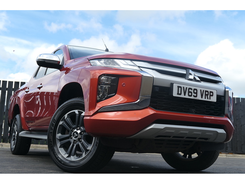 Mitsubishi 2.2 DI-D DC Barbarian X Pickup 4dr Diesel Auto 4WD Euro 6 (s/s) (150 ps)