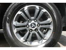 Mitsubishi L200 DI-D DC Barbarian X 