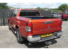 Mitsubishi L200 DI-D DC Barbarian X 