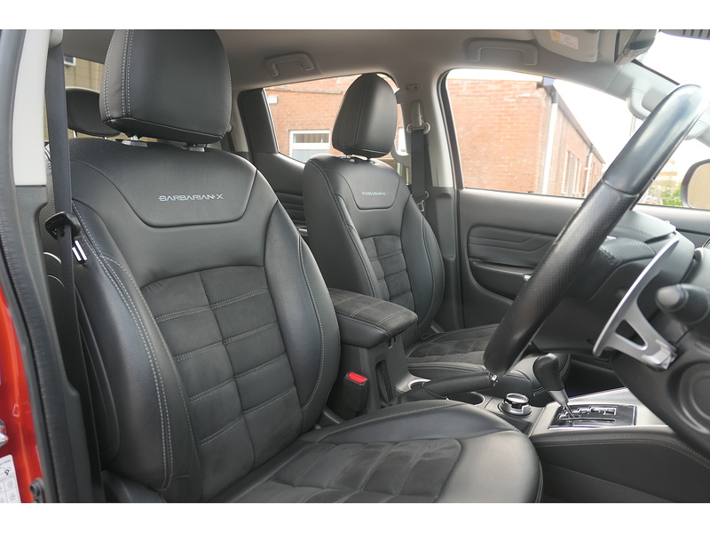 Mitsubishi 2.2 DI-D DC Barbarian X Pickup 4dr Diesel Auto 4WD Euro 6 (s/s) (150 ps)