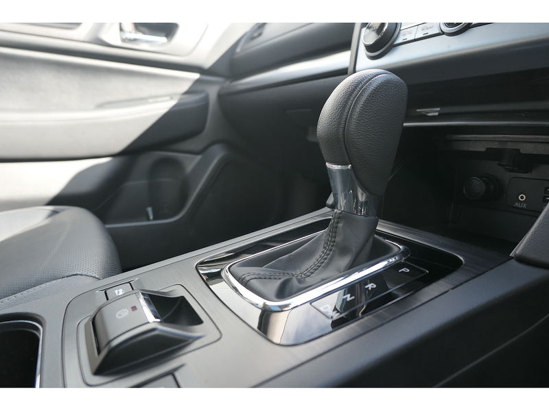 Subaru 2.5i SE Premium Estate 5dr Petrol Lineartronic 4WD Euro 6 (s/s) (175 ps)