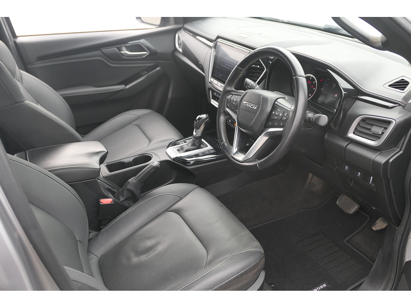 Isuzu 1.9 TD V-Cross Pickup Double Cab 4dr Diesel Auto 4WD Euro 6 (s/s) (164 ps)