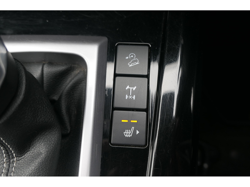 Isuzu 1.9 TD V-Cross Pickup Double Cab 4dr Diesel Auto 4WD Euro 6 (s/s) (164 ps)