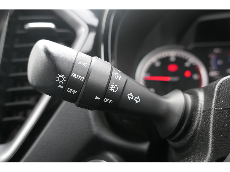 Isuzu 1.9 TD V-Cross Pickup Double Cab 4dr Diesel Auto 4WD Euro 6 (s/s) (164 ps)