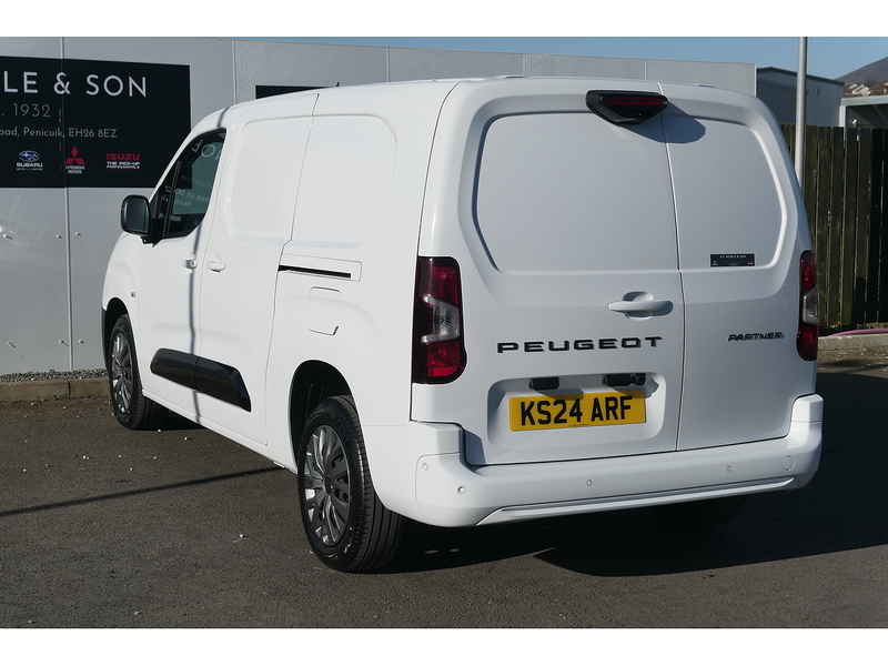 Peugeot 1.5 BlueHDi 950 Asphalt Long Panel Van 6dr Diesel Manual LWB Euro 6 (s/s) (100 ps)